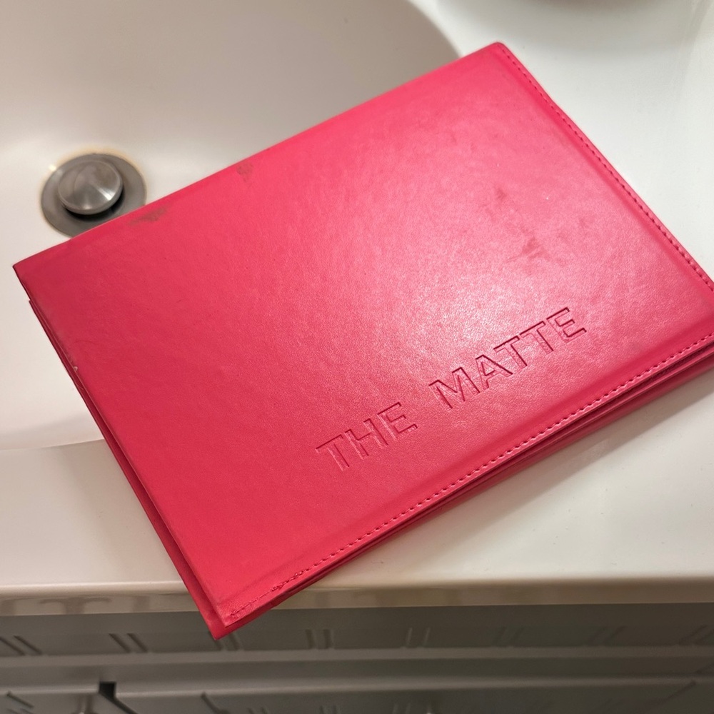 The Matte over the sink makeup mat